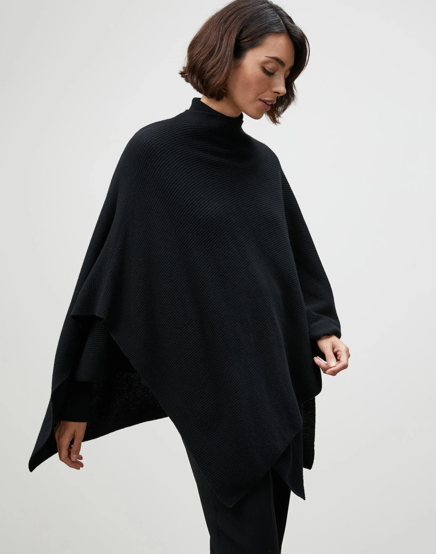 Cashmere Wrap Poncho 2 Cashmere Wrap Poncho - Image 2