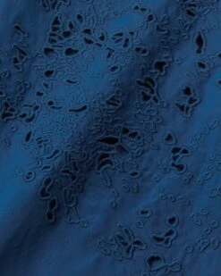 Hand Cutout Organic Cotton Poplin Cropped Shirt -Lafayette 148 Store mbfj8e 1r48 lido blue detail2